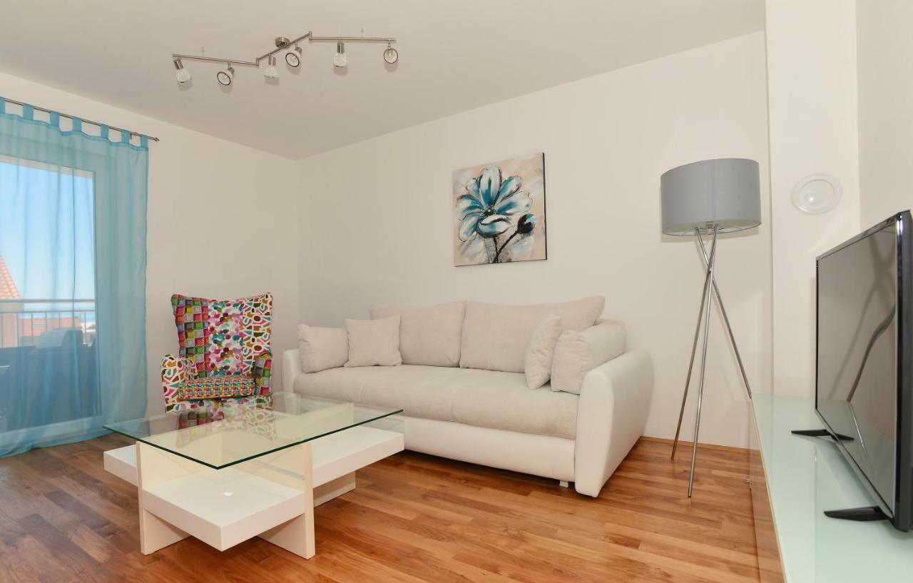 Apartman Dominik Makarska Exterior photo