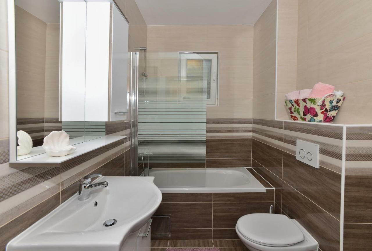 Apartman Dominik Makarska Exterior photo