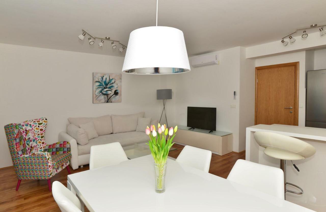 Apartman Dominik Makarska Exterior photo