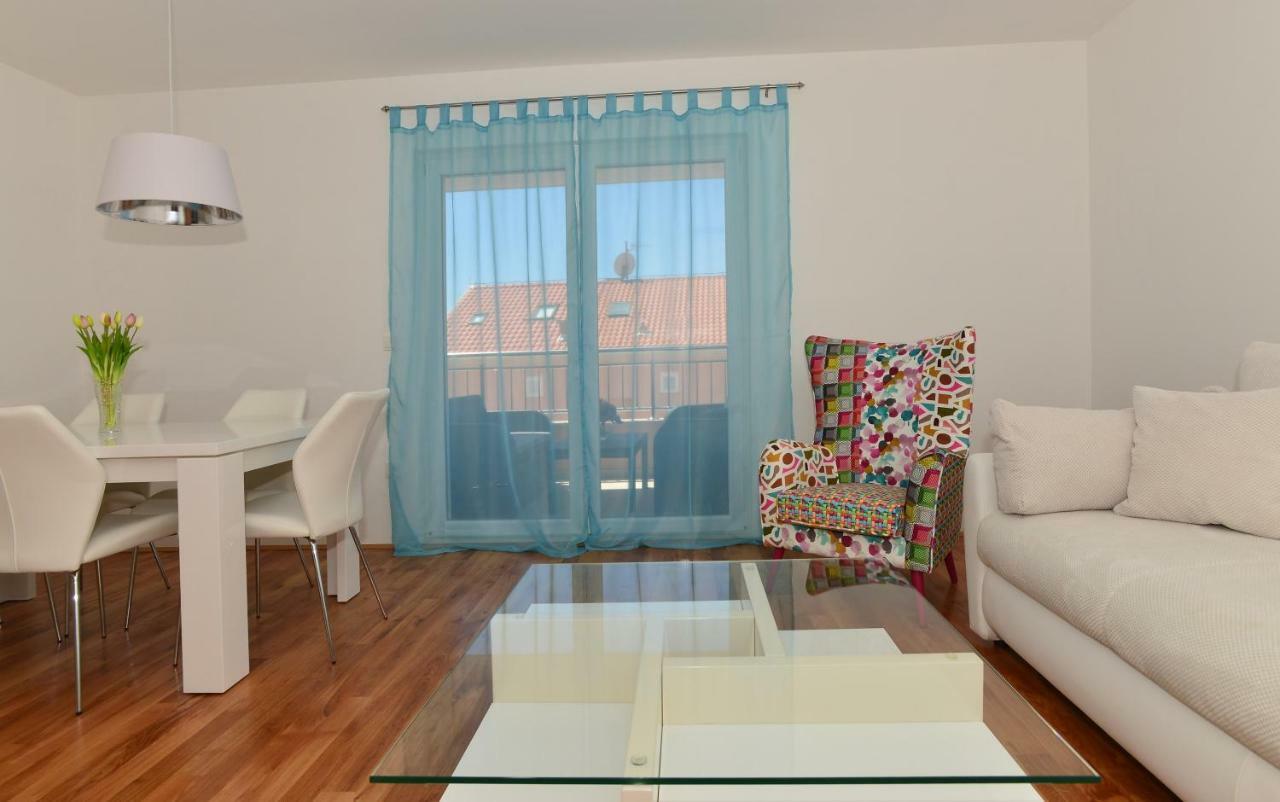 Apartman Dominik Makarska Exterior photo